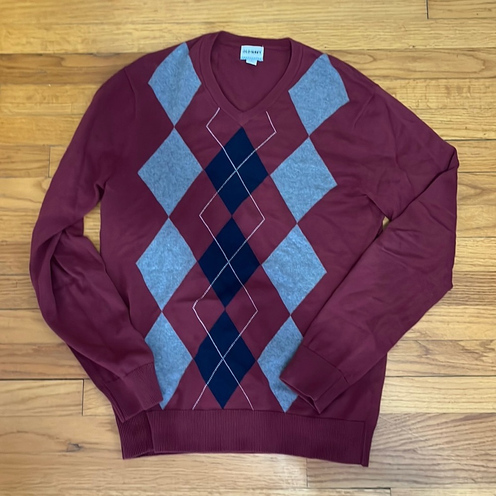 Men’s Old Navy V-Neck Argyle Sweater